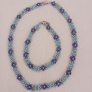 Elegant Blue and Silver Beaded Necklace and Bracelet Set